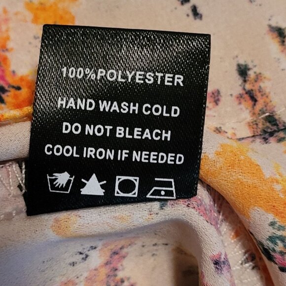 Izzy and Lola size Medium off shoulder boho water color splatter wide sleeve - Picture 9 of 10